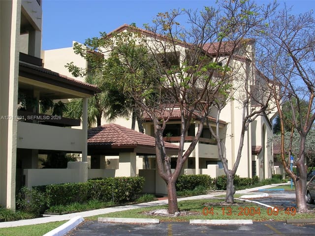 8800 SW 123 Court J310, Miami, FL 33186