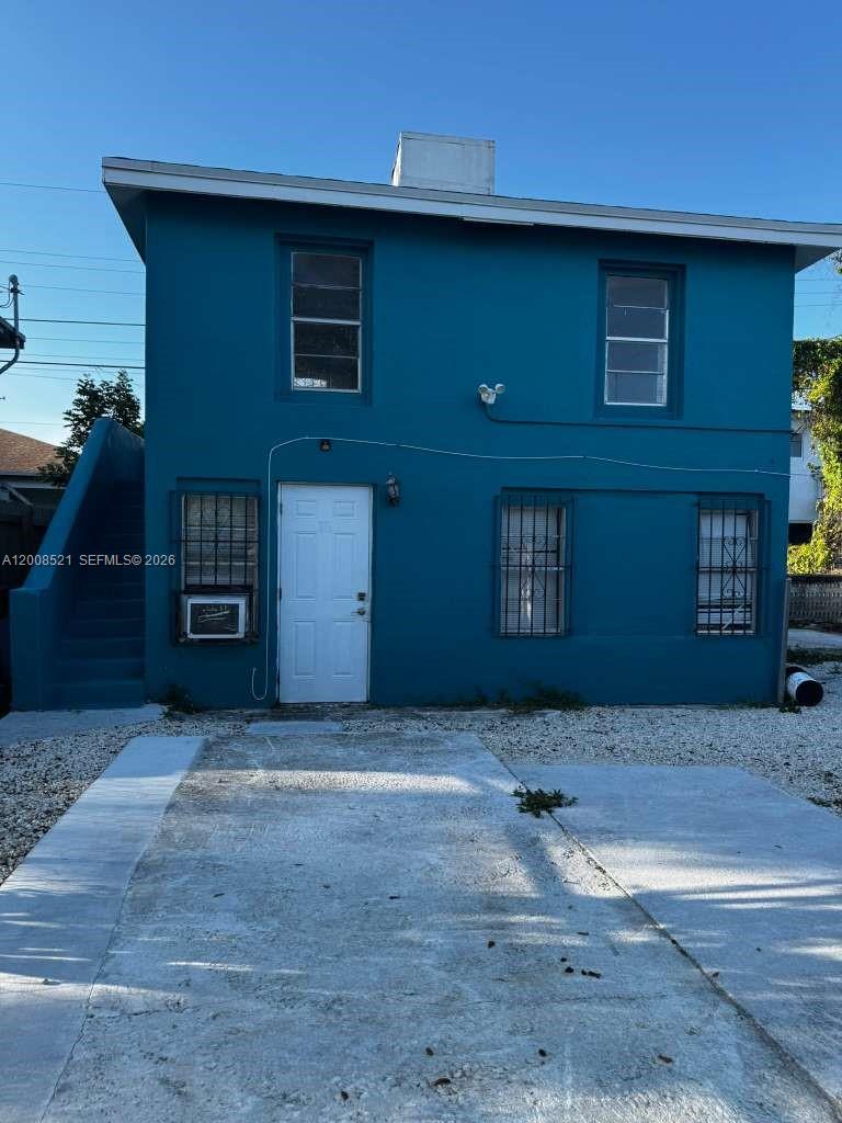 1121 NW 40th Street 4, Miami, FL 33127, Miami