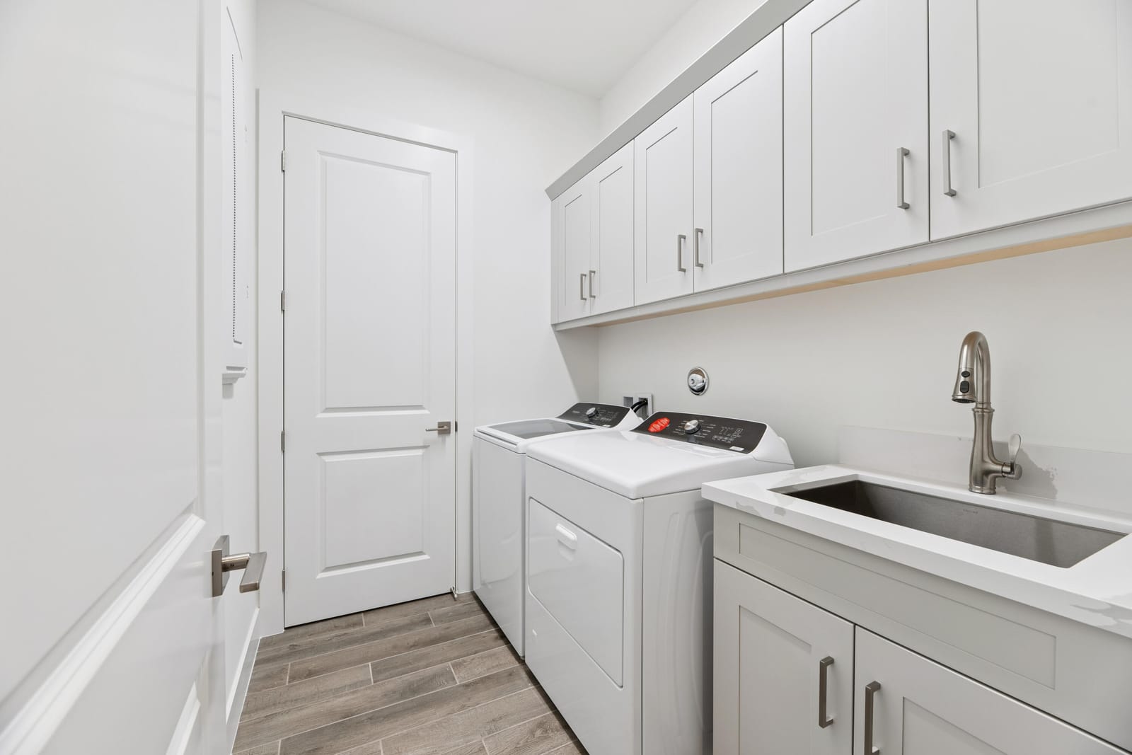 10118 Driftwood Way — photo 6