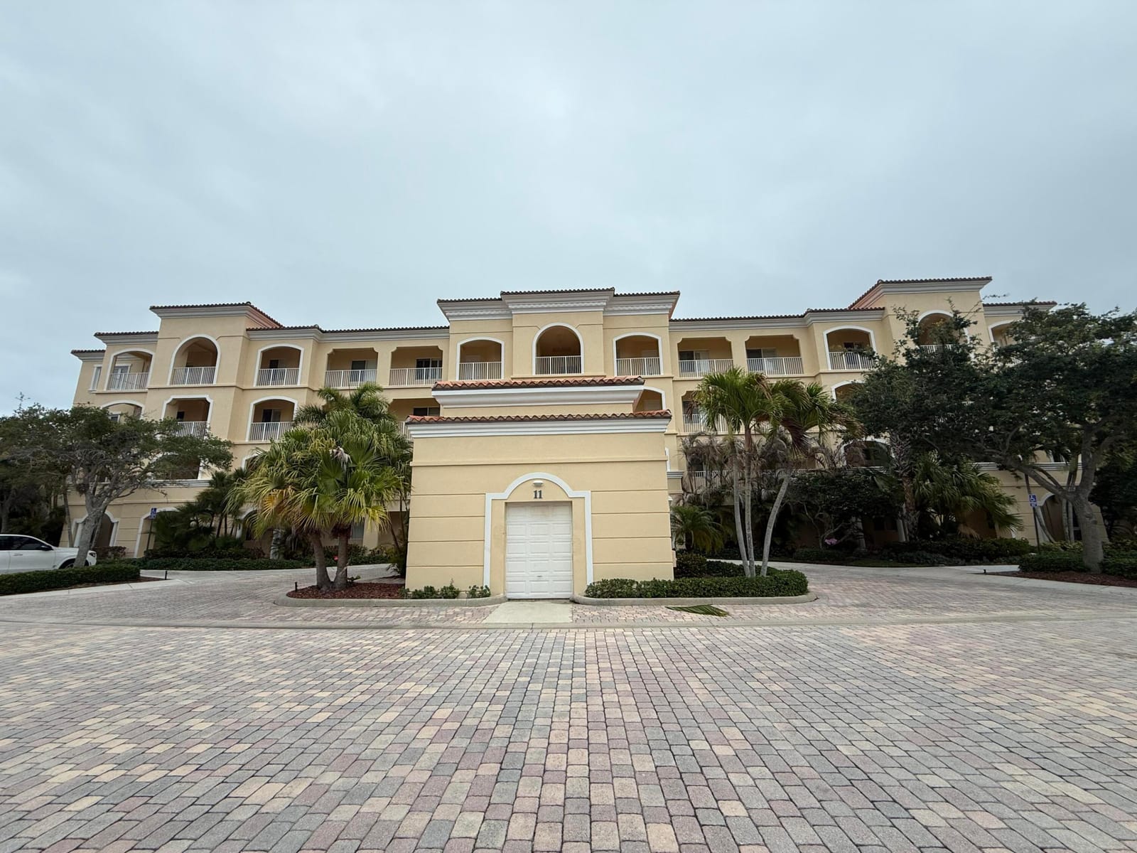 11 W Harbour Isle Dr W W 105, Fort Pierce, FL 34949