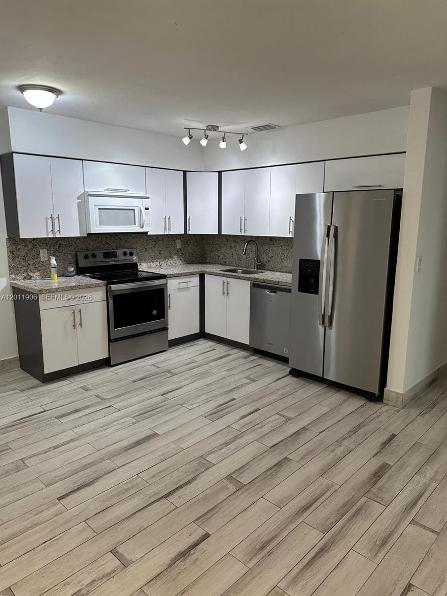 2625 SW 29th Avenue, Miami, FL 33133 photo 10
