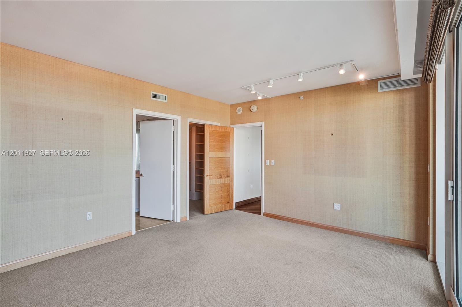 19955 NE 38th Court 1105, Aventura, FL 33180 photo 17
