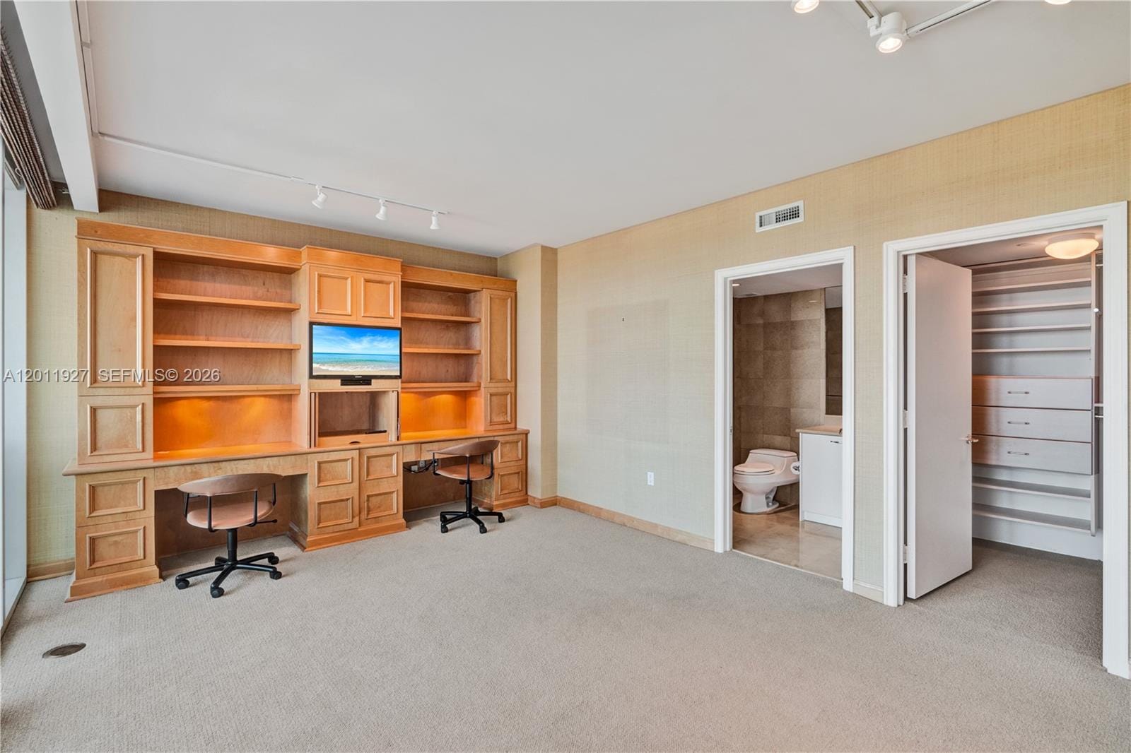 19955 NE 38th Court 1105, Aventura, FL 33180 photo 18