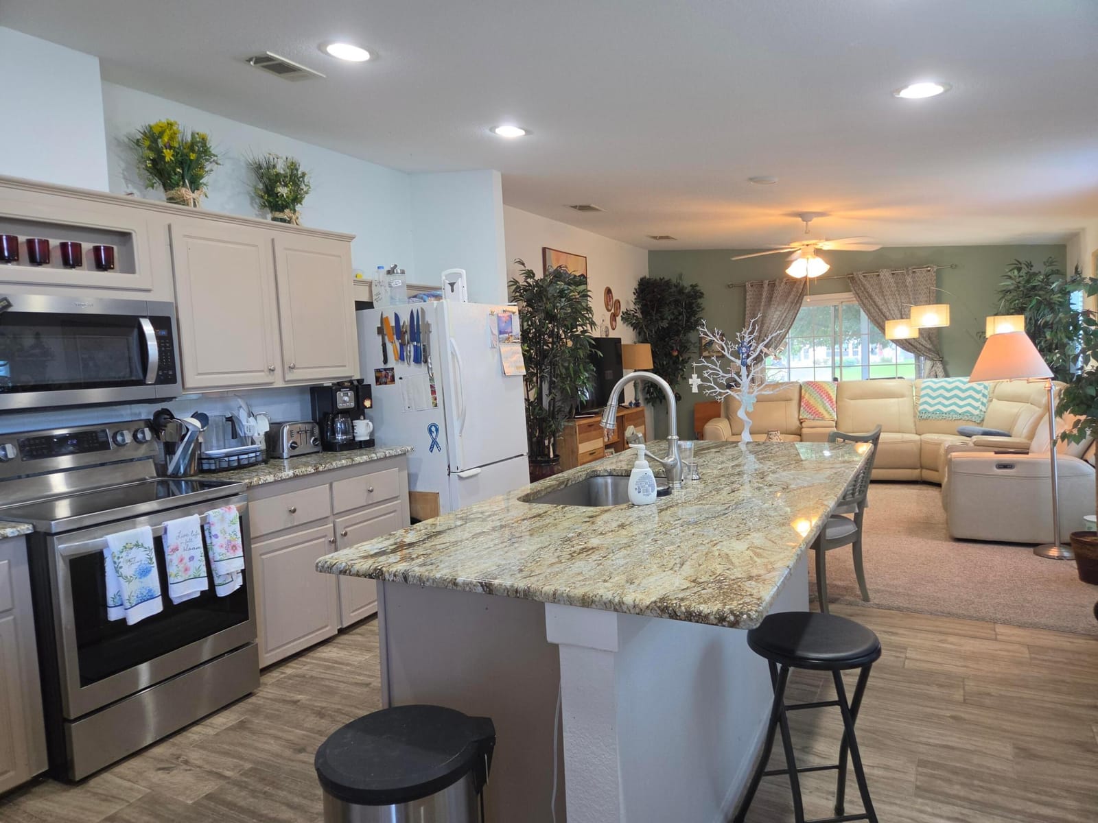 7650 Red Crossbill Court — photo 4