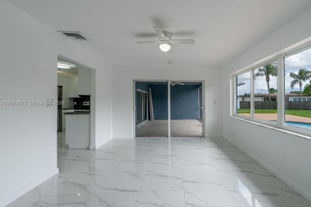 510 NW 97th Terrace, Pembroke Pines, FL 33024 photo 13