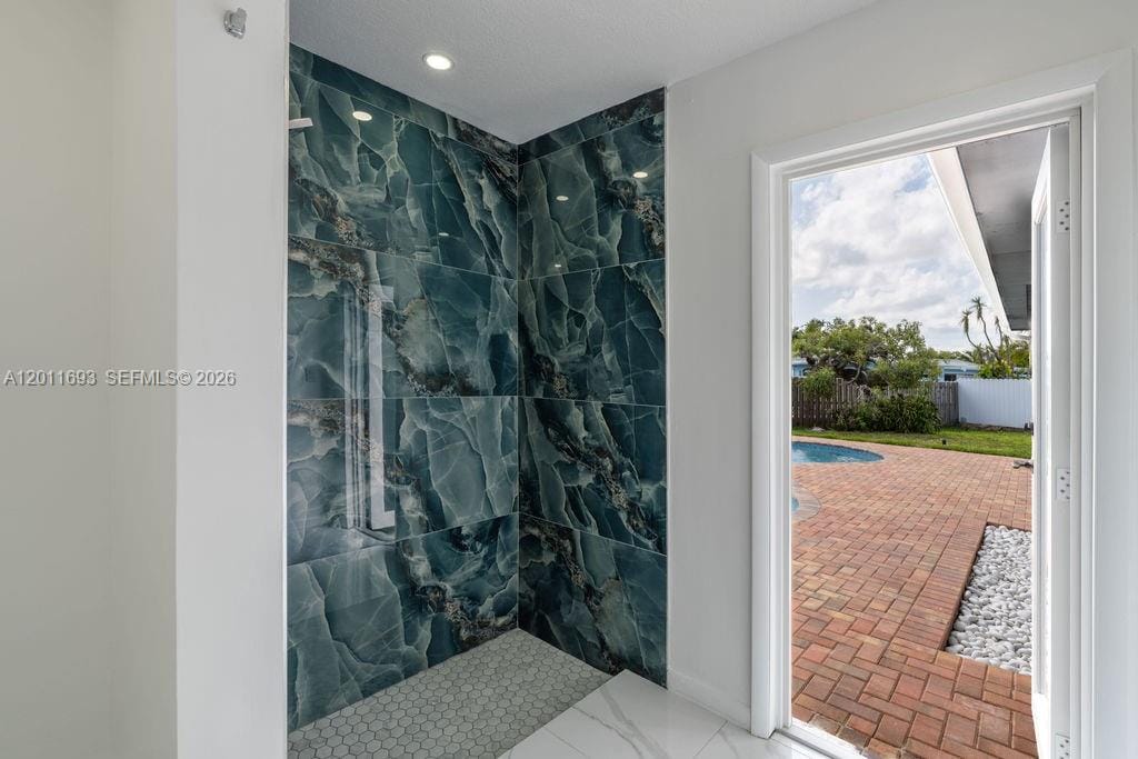 510 NW 97th Terrace, Pembroke Pines, FL 33024 photo 20