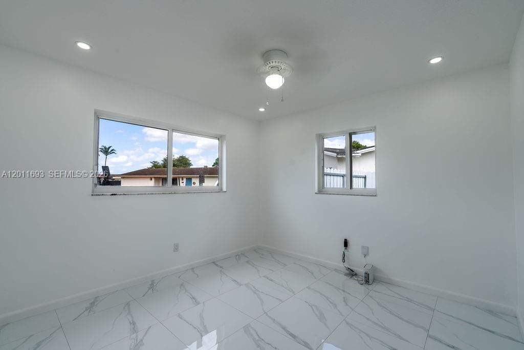 510 NW 97th Terrace, Pembroke Pines, FL 33024 photo 23