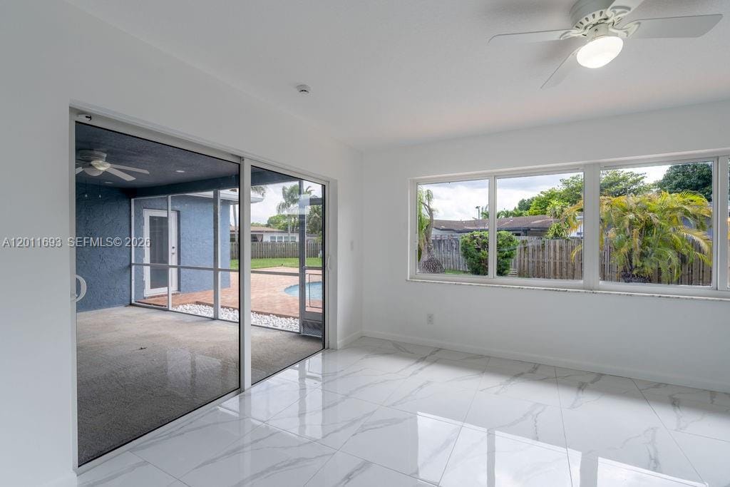 510 NW 97th Terrace, Pembroke Pines, FL 33024 photo 28