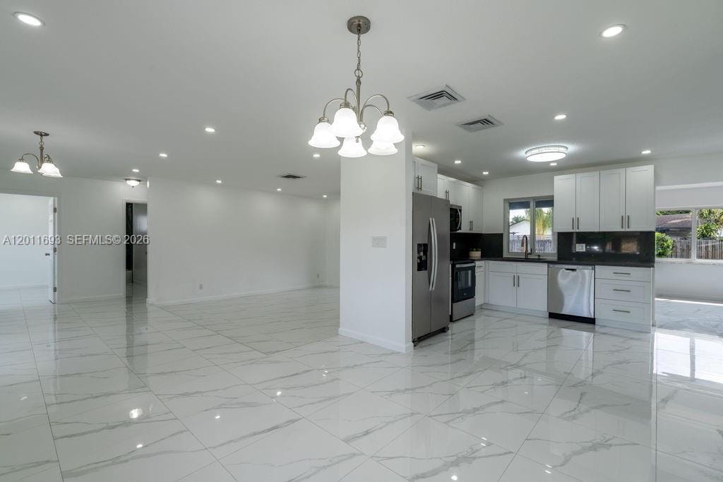 510 NW 97th Terrace, Pembroke Pines, FL 33024 photo 8