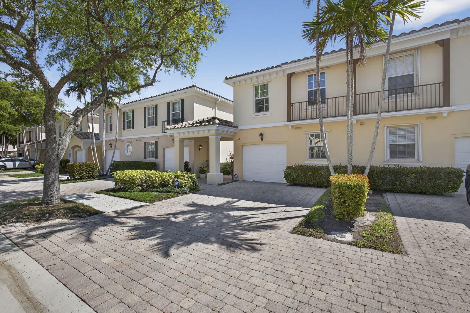 306 Salinas Drive, Palm Beach Gardens, FL 33410 photo 3