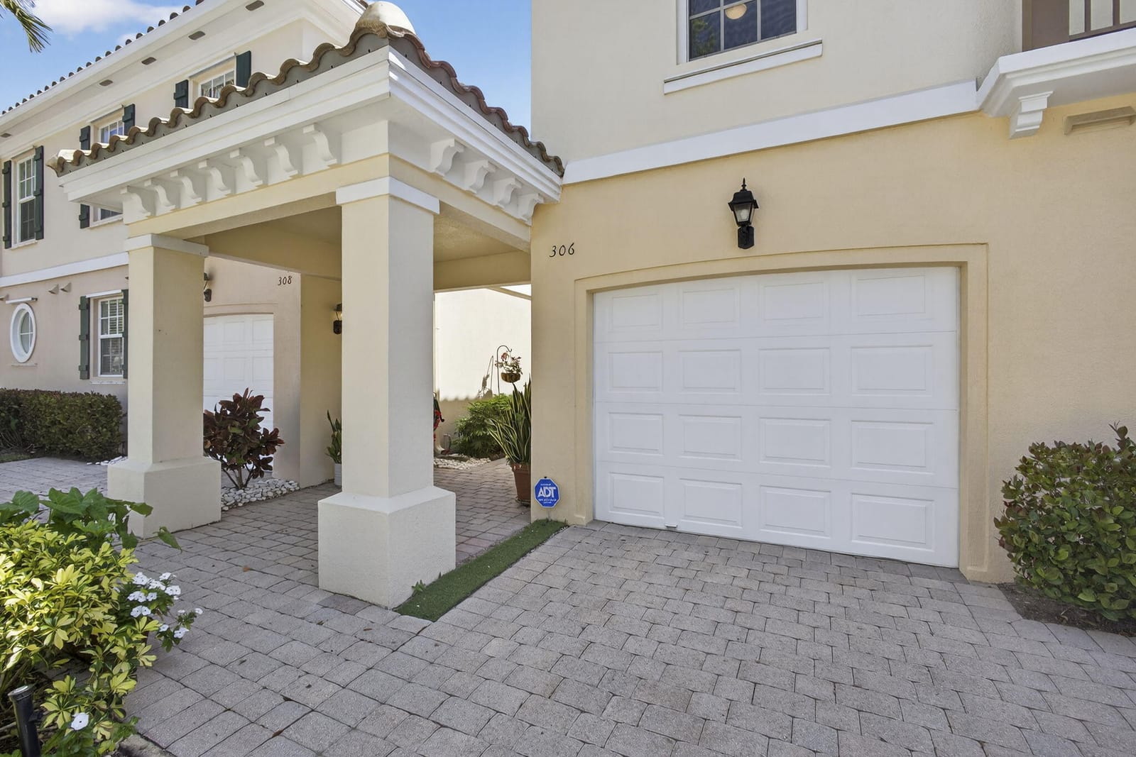 306 Salinas Drive, Palm Beach Gardens, FL 33410 photo 4