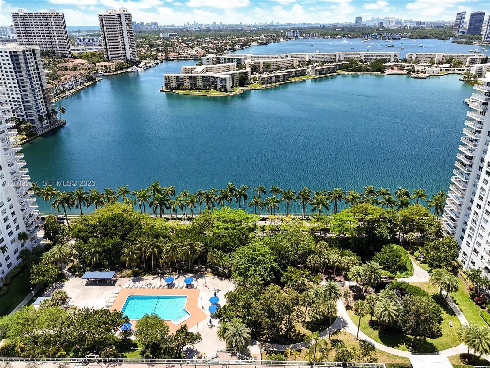 2801 NE 183rd Street 912W, Aventura, FL 33160 photo 13
