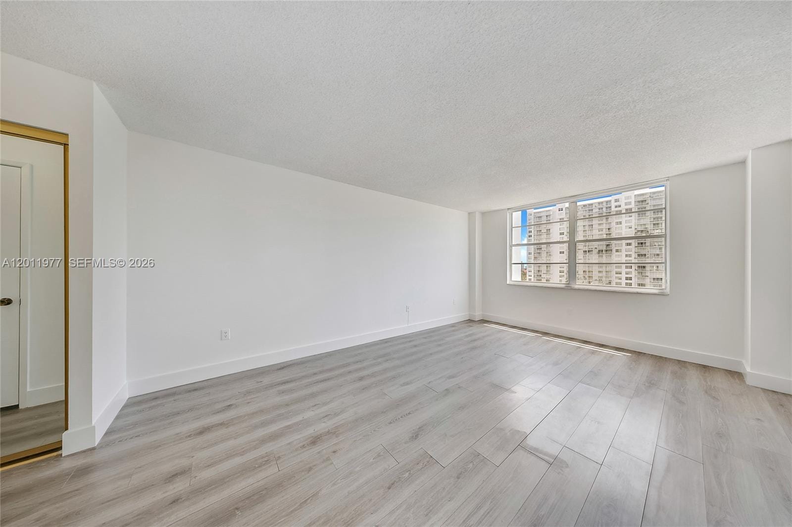 2801 NE 183rd Street 912W, Aventura, FL 33160 photo 7