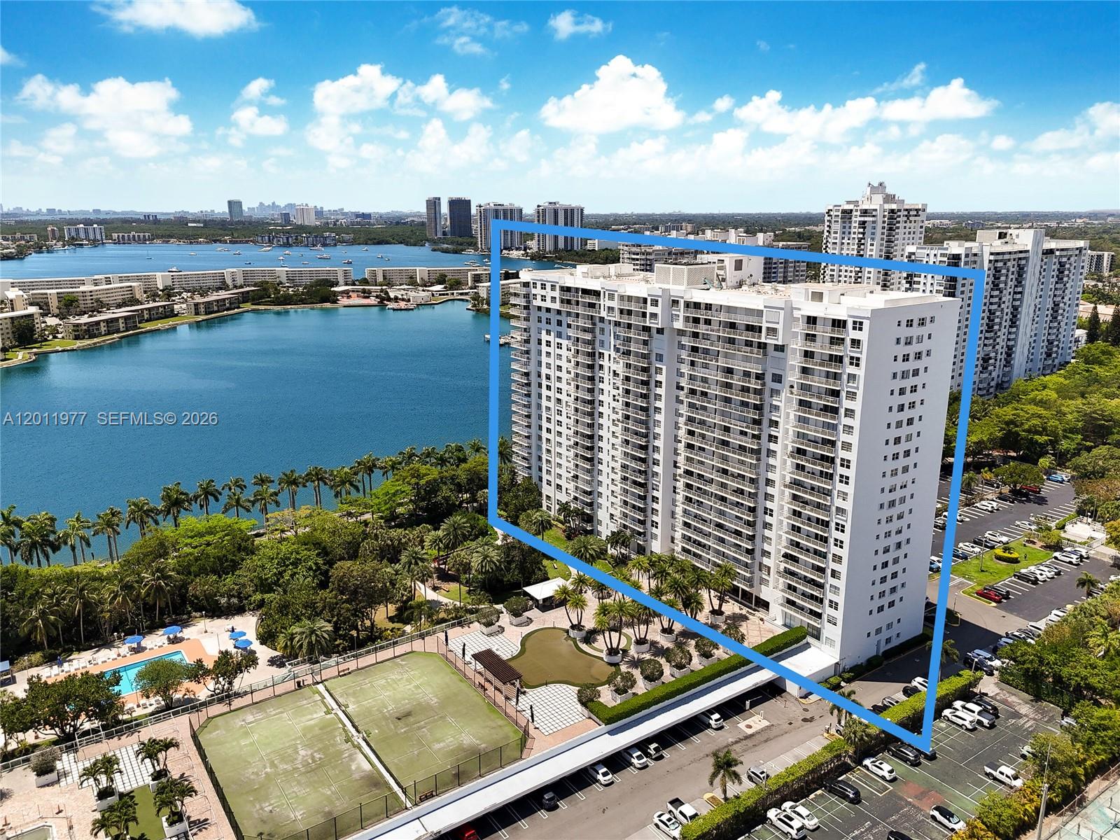 2801 NE 183rd Street 912W, Aventura, FL 33160, Aventura