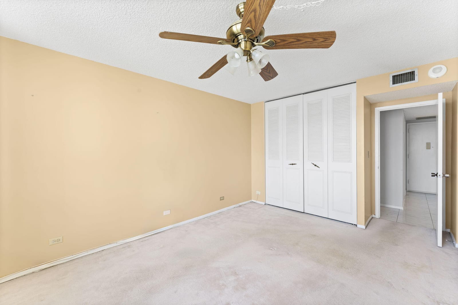 230 174th Street 2402, Sunny Isles Beach, FL 33160 photo 26
