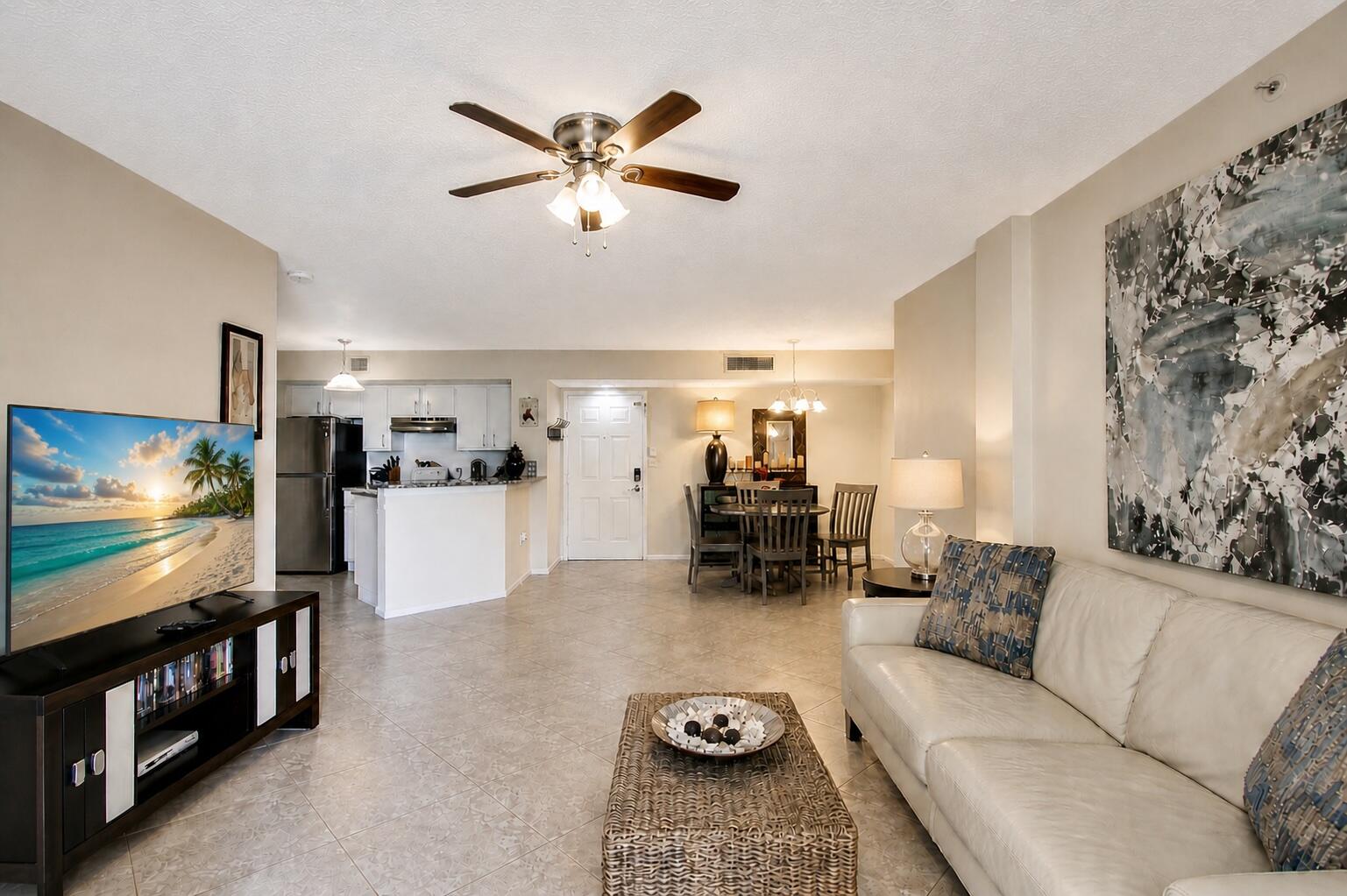 1000 Scotia Drive 204, Hypoluxo, FL 33462, Hypoluxo