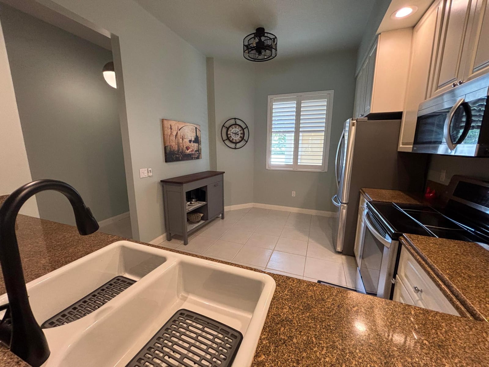 18 W Harbour Isle Drive W 102 — photo 8