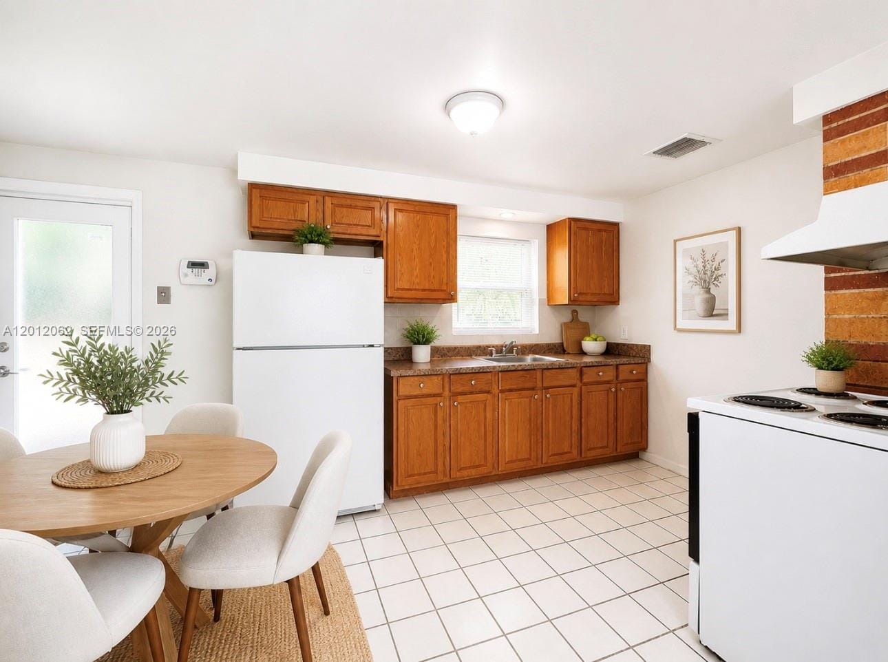2040 NW 29th Terrace, Fort Lauderdale, FL 33311 photo 4