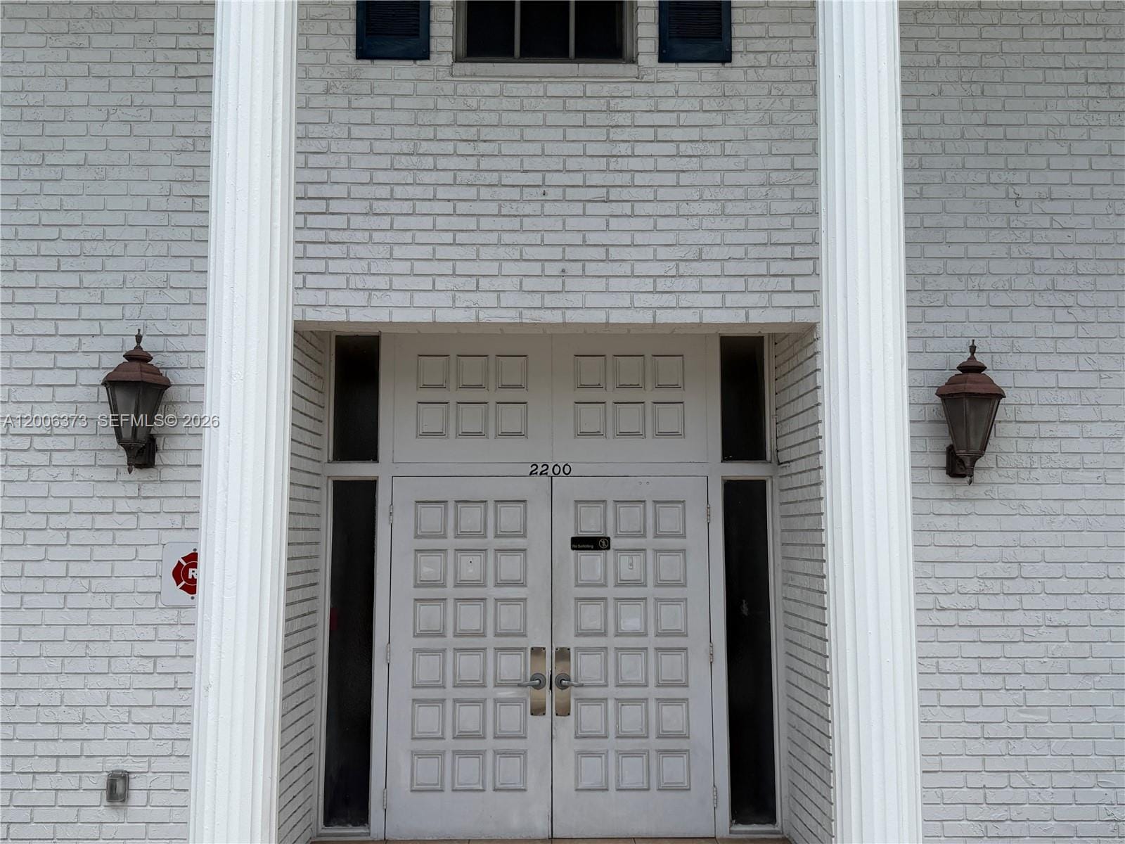 2200 NE 66th Street 1426 — photo 1