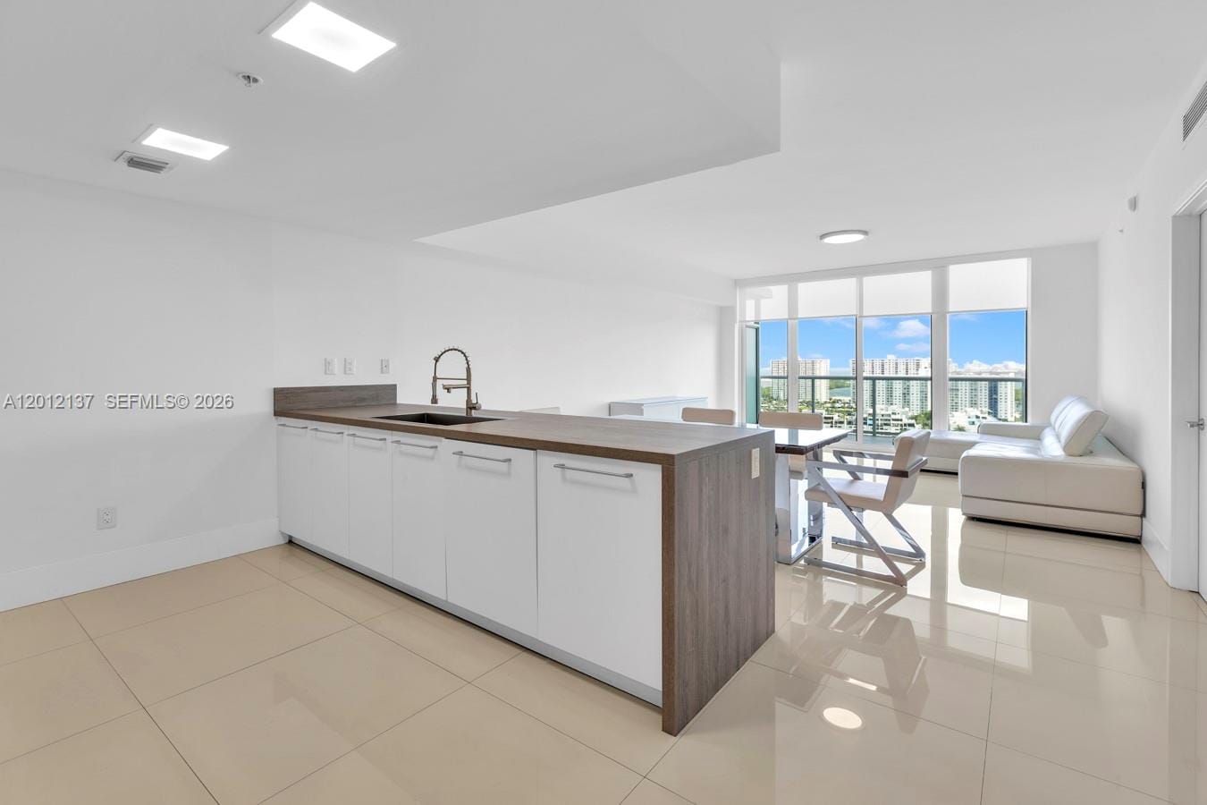 400 Sunny Isles Boulevard 1903 — photo 12