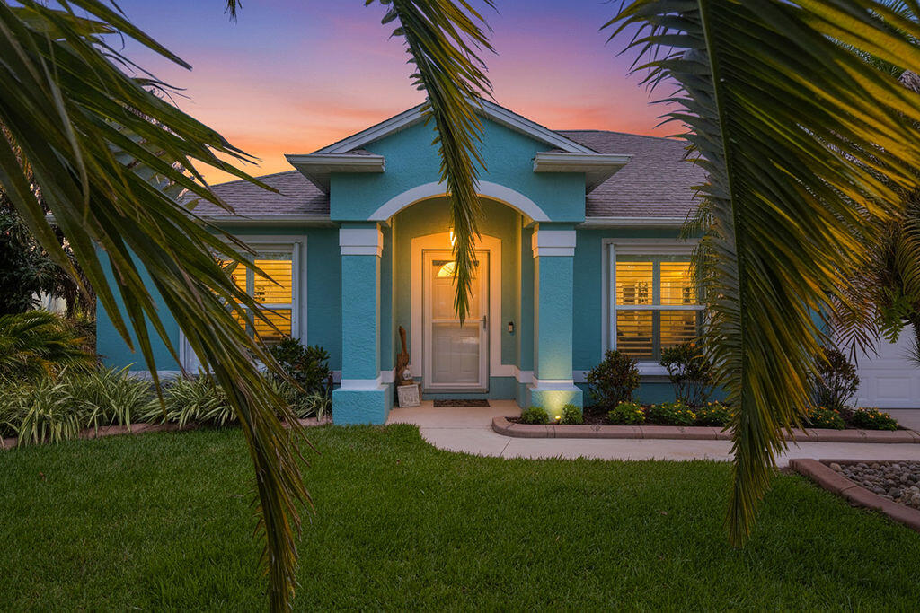613 SE Dean Terrace, Port St. Lucie, FL 34984, Port St Lucie