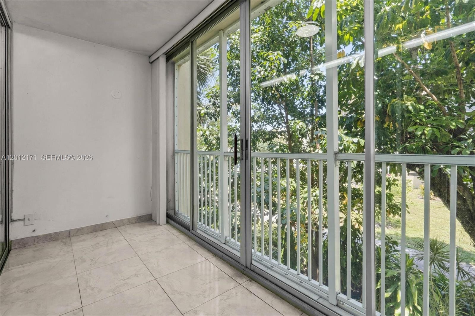 950 NE 199th Street 2H, Miami, FL 33179 photo 14