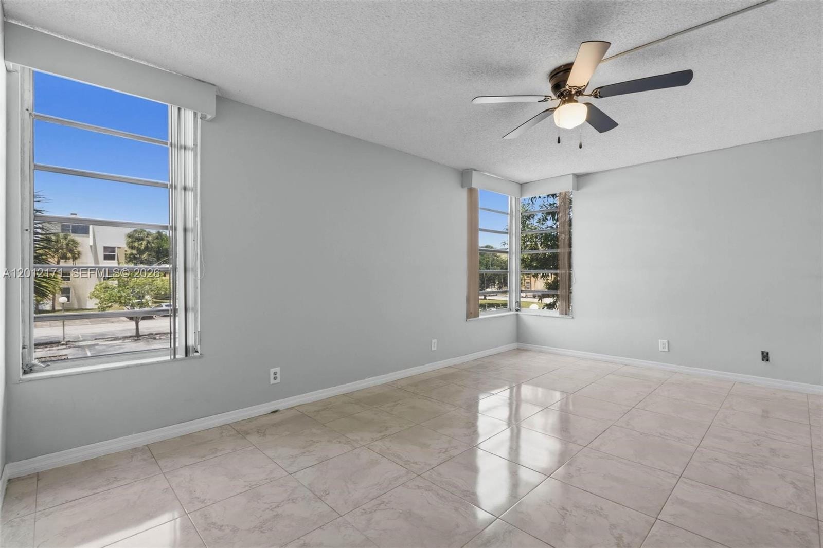 950 NE 199th Street 2H, Miami, FL 33179 photo 16