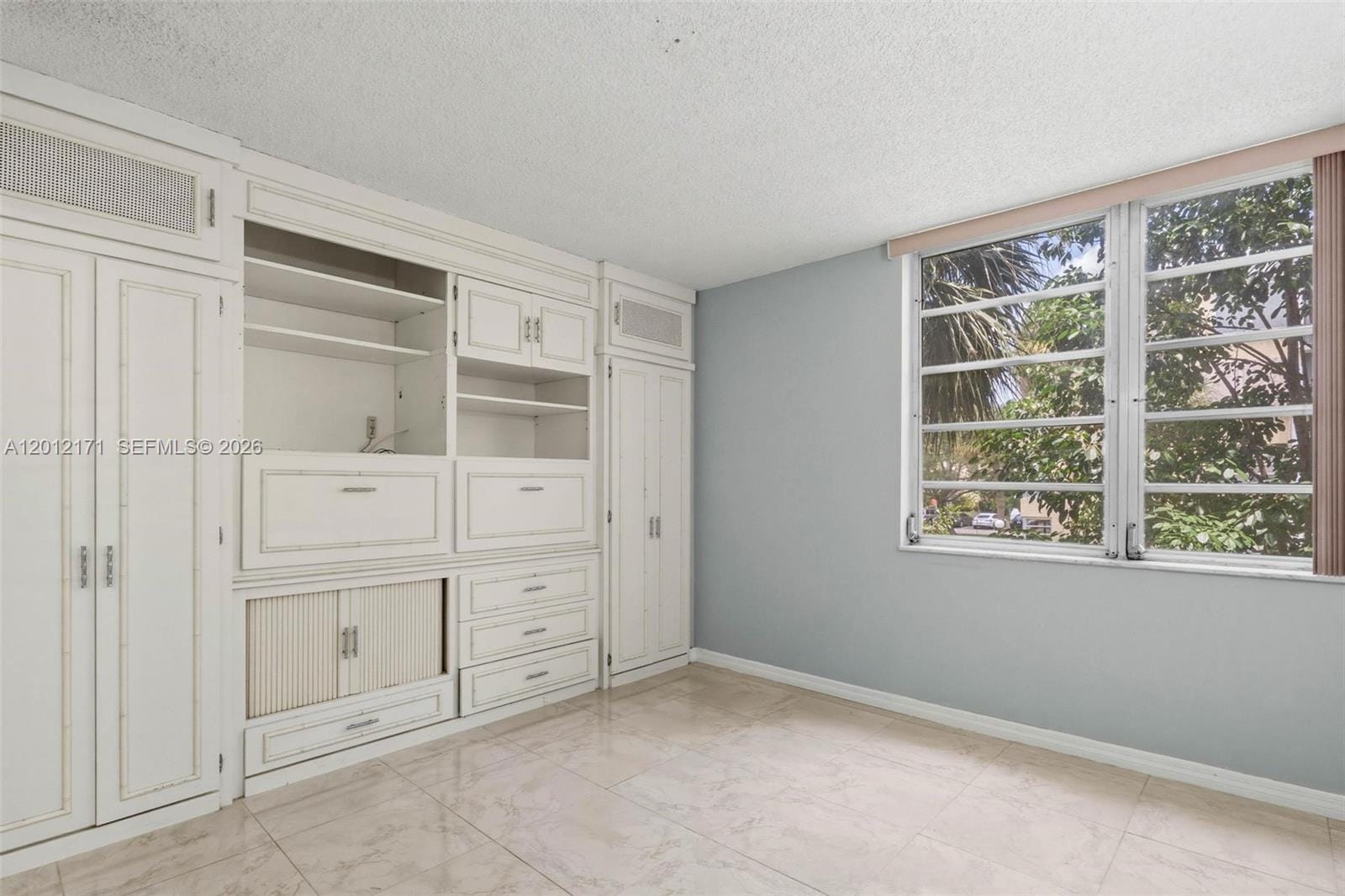 950 NE 199th Street 2H, Miami, FL 33179 photo 27