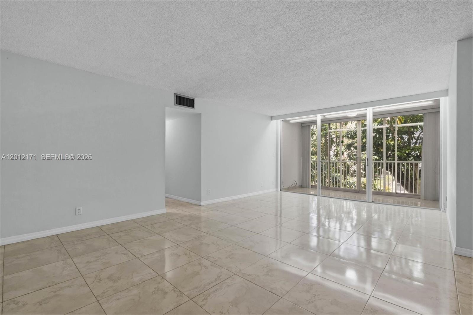 950 NE 199th Street 2H — photo 10