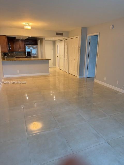100 Lakeview Drive 115, Weston, FL 33326, Weston