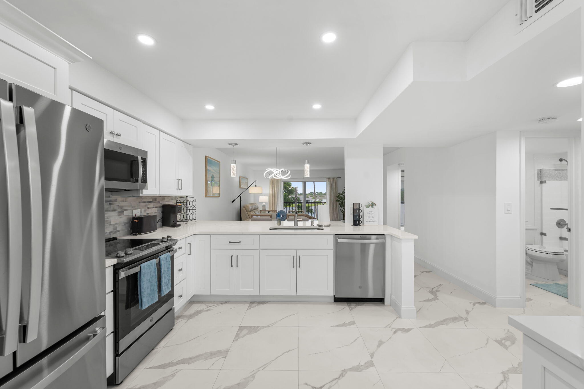 6936 Huntington Lane 302, Delray Beach, FL 33446, Delray Beach