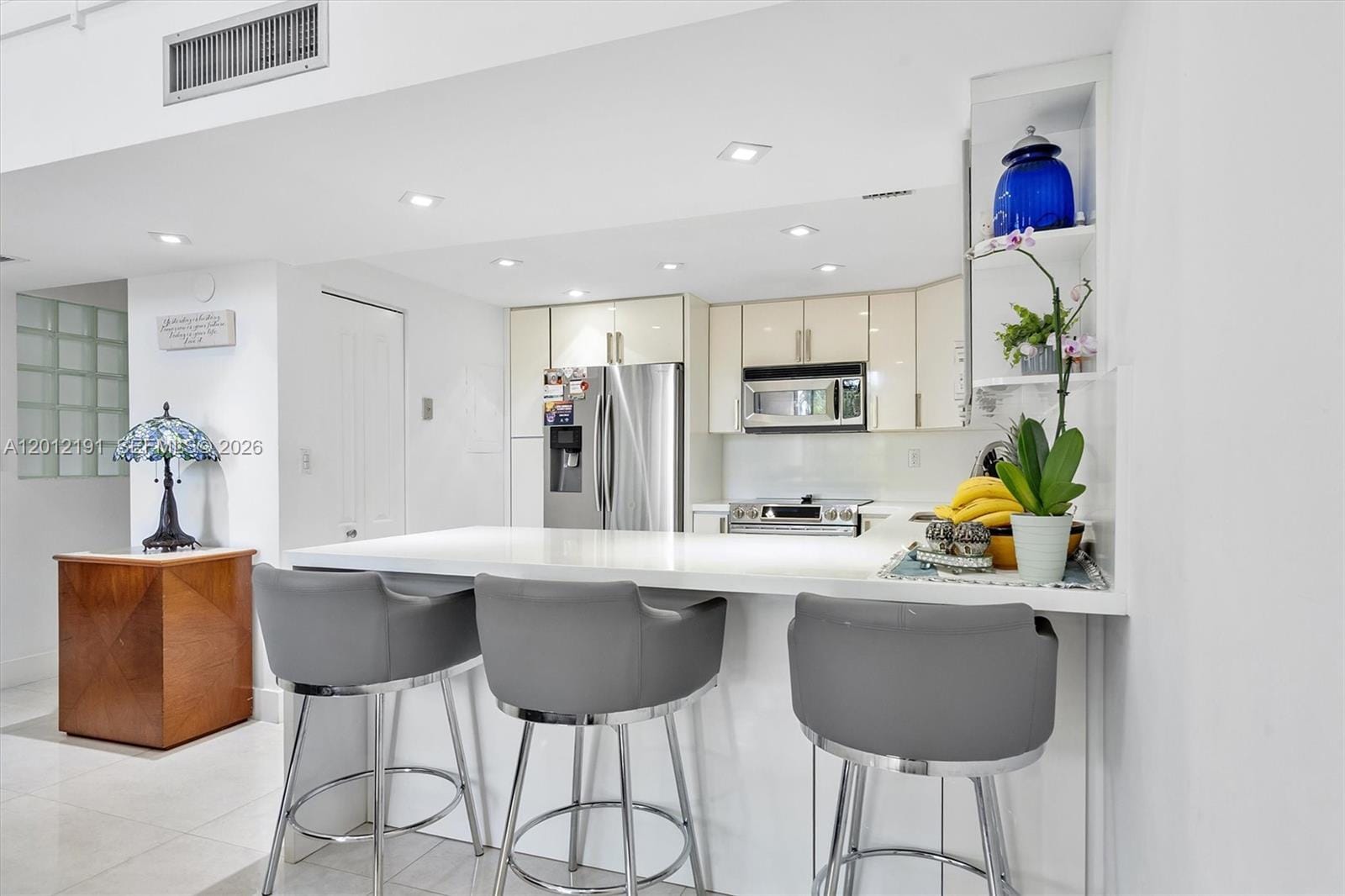 20341 W Country Club Drive TH-11 — photo 4