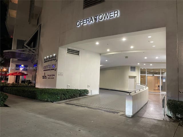 1750 N Bayshore Drive 3403, Miami, FL 33132