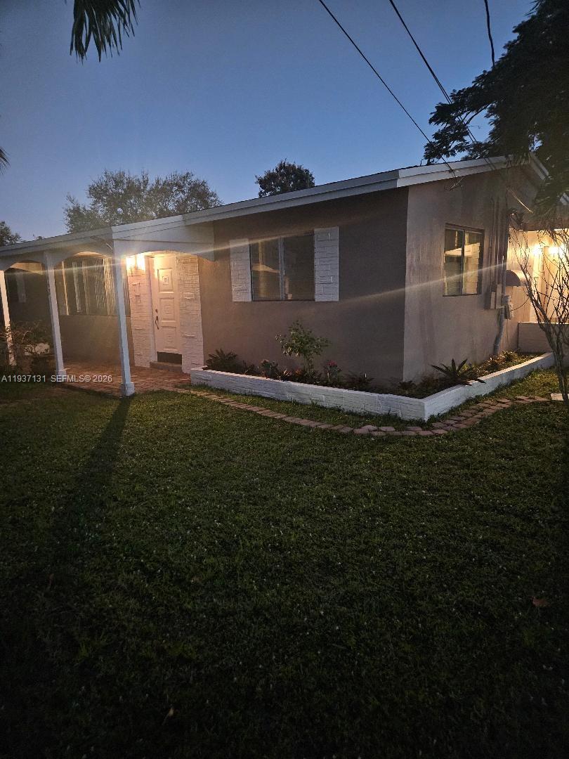 5842 Harding Street R, Hollywood, FL 33021, Hollywood
