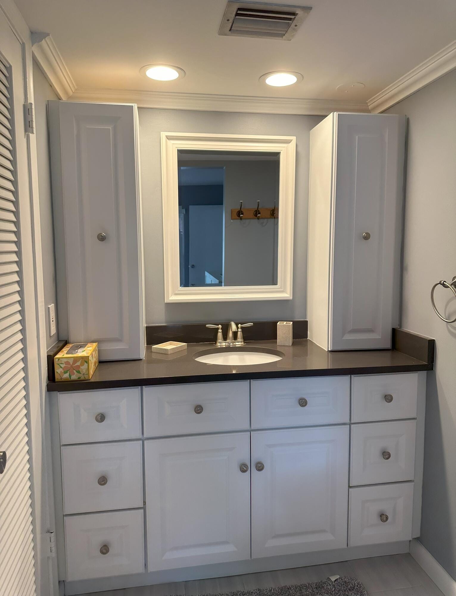 5520 Tamberlane Circle 208 — photo 8