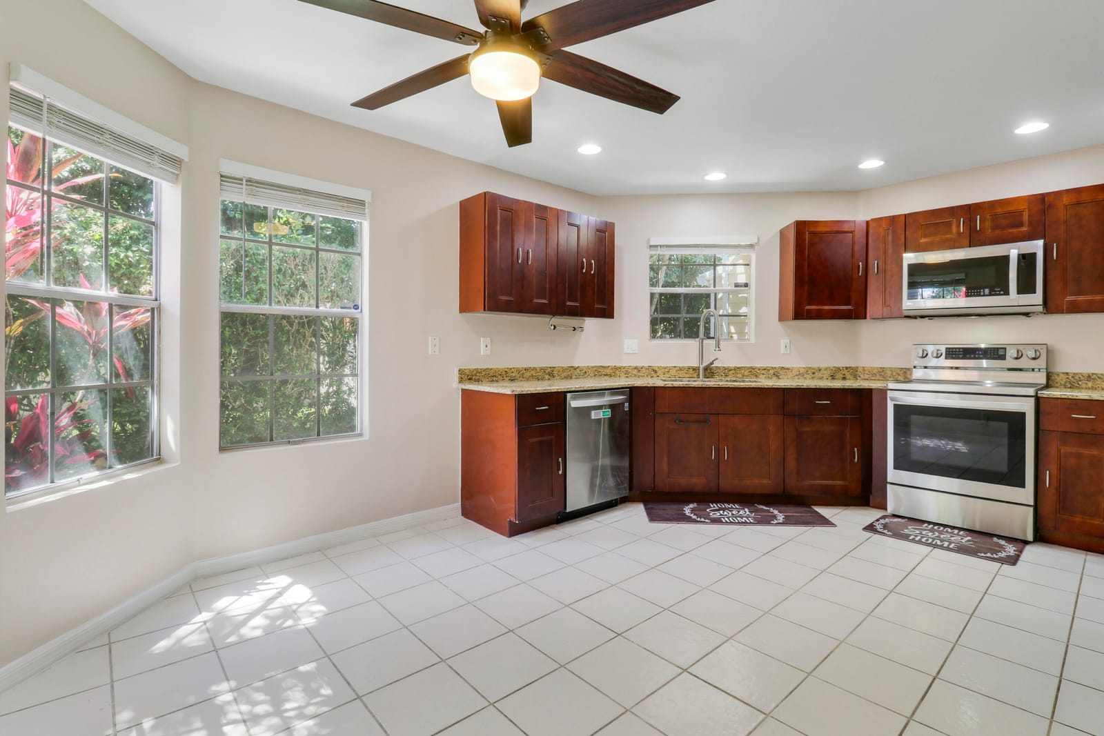 1437 Dandelion Lane, West Palm Beach, FL 33415 photo 11