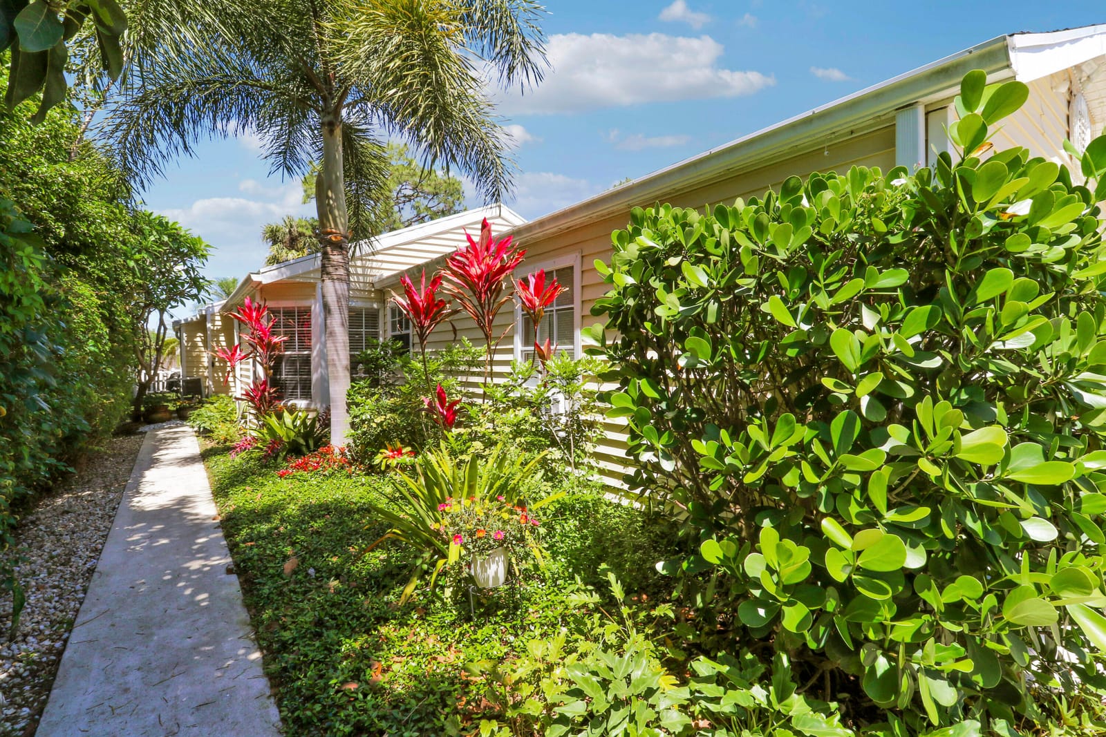 1437 Dandelion Lane, West Palm Beach, FL 33415 photo 30
