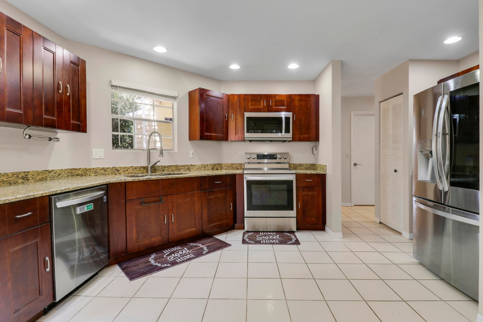 1437 Dandelion Lane, West Palm Beach, FL 33415 photo 9