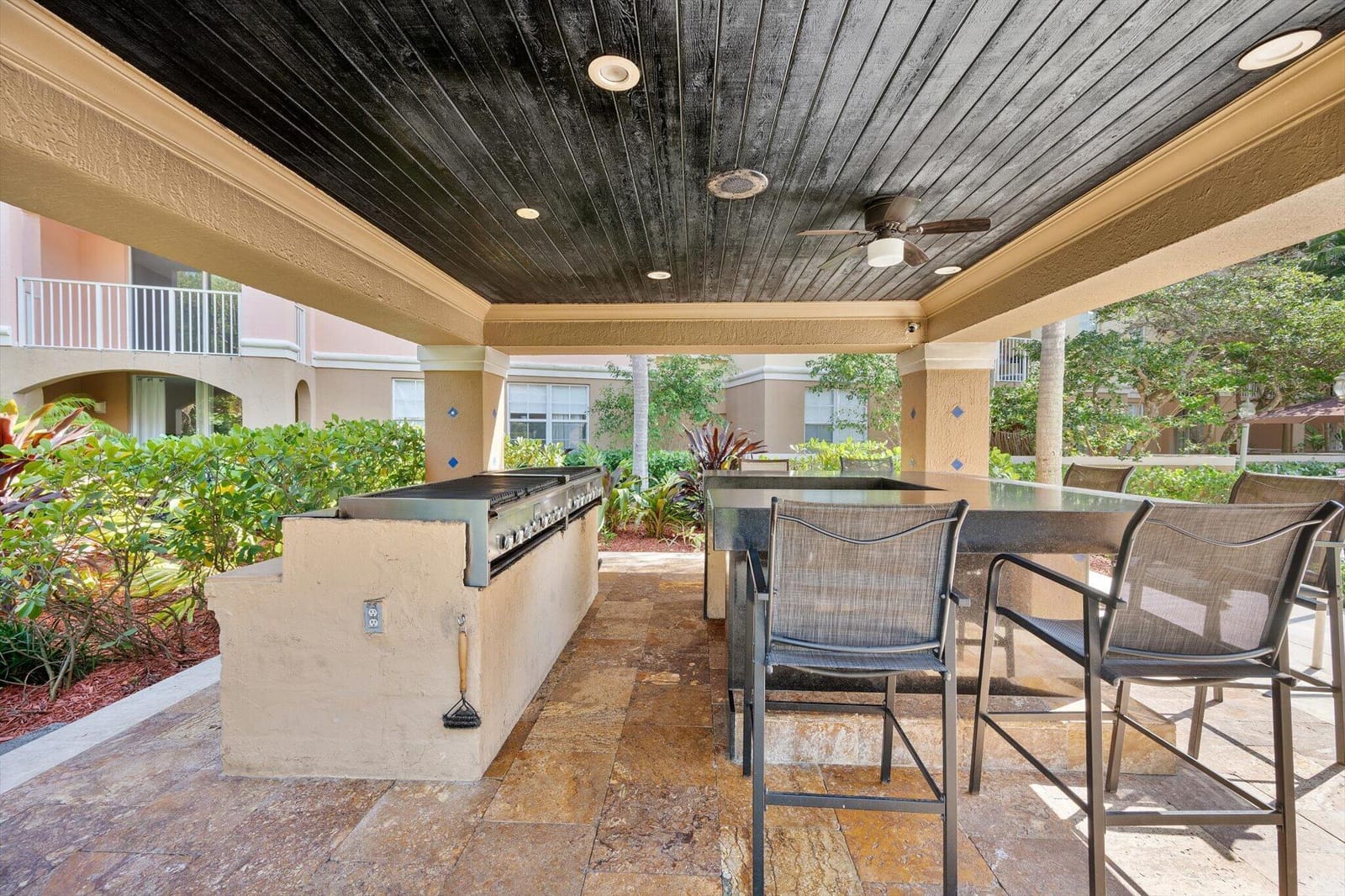 19601 E Country Club Drive 7505, Aventura, FL 33180 photo 13