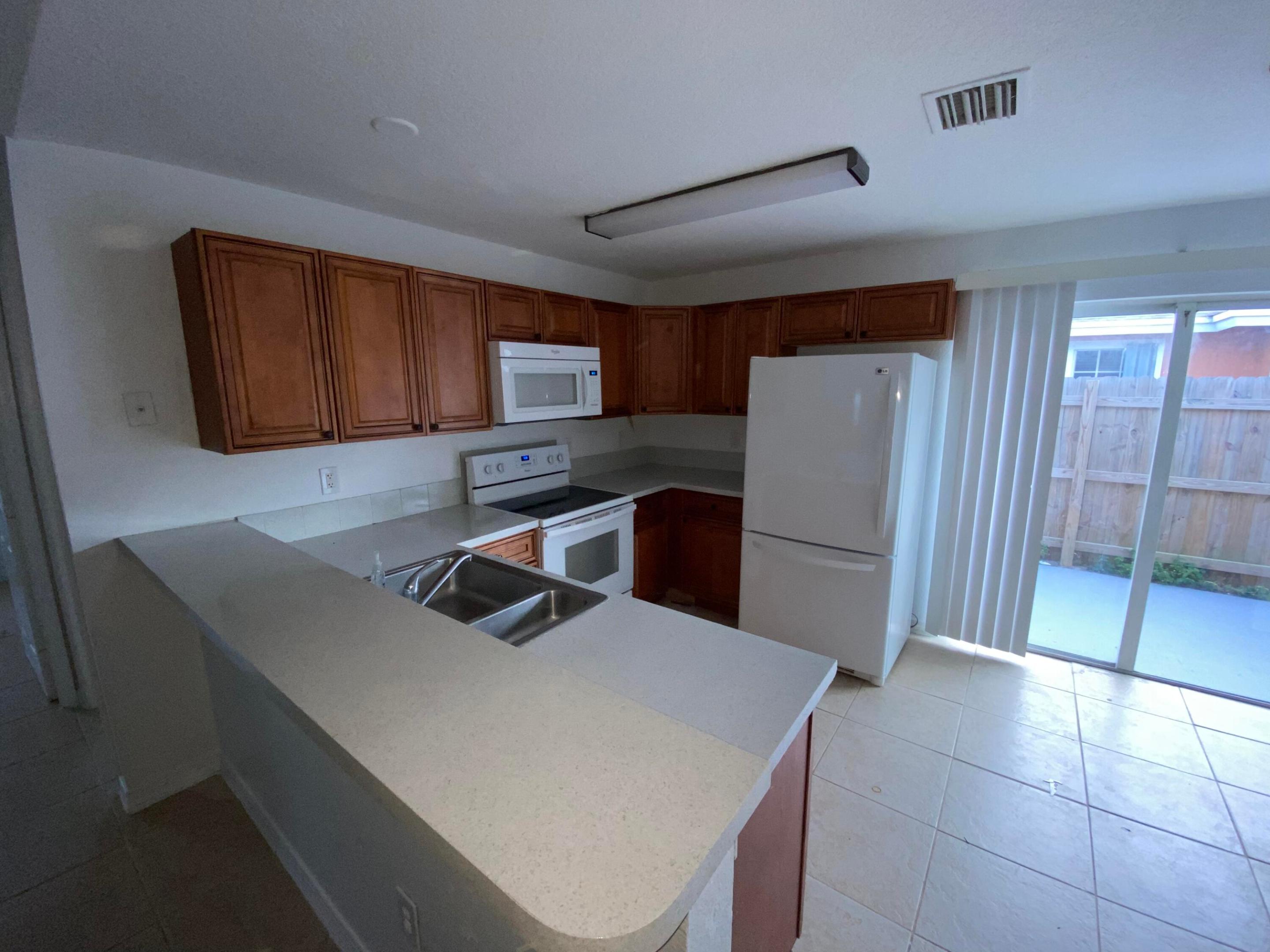 618 NE 1st Street B, Boynton Beach, FL 33435, Boynton Beach