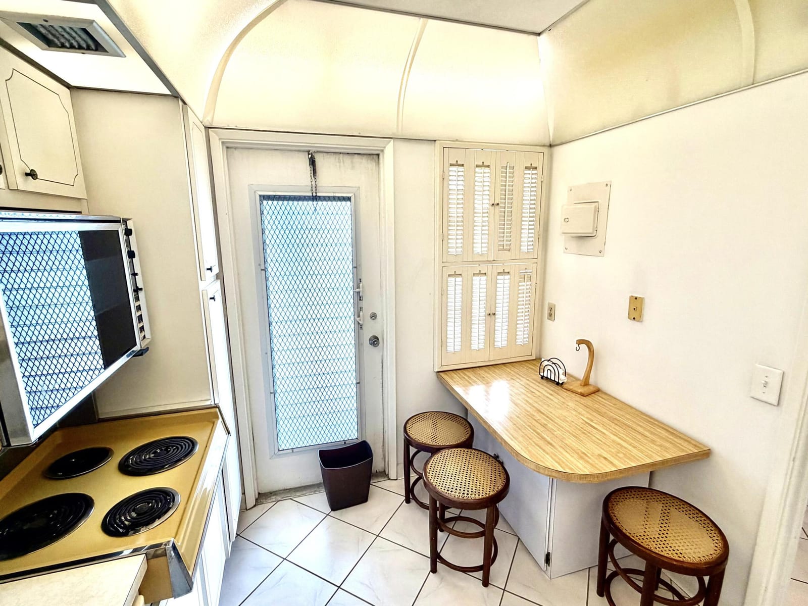 3150 N Palm Aire Drive 804 — photo 12