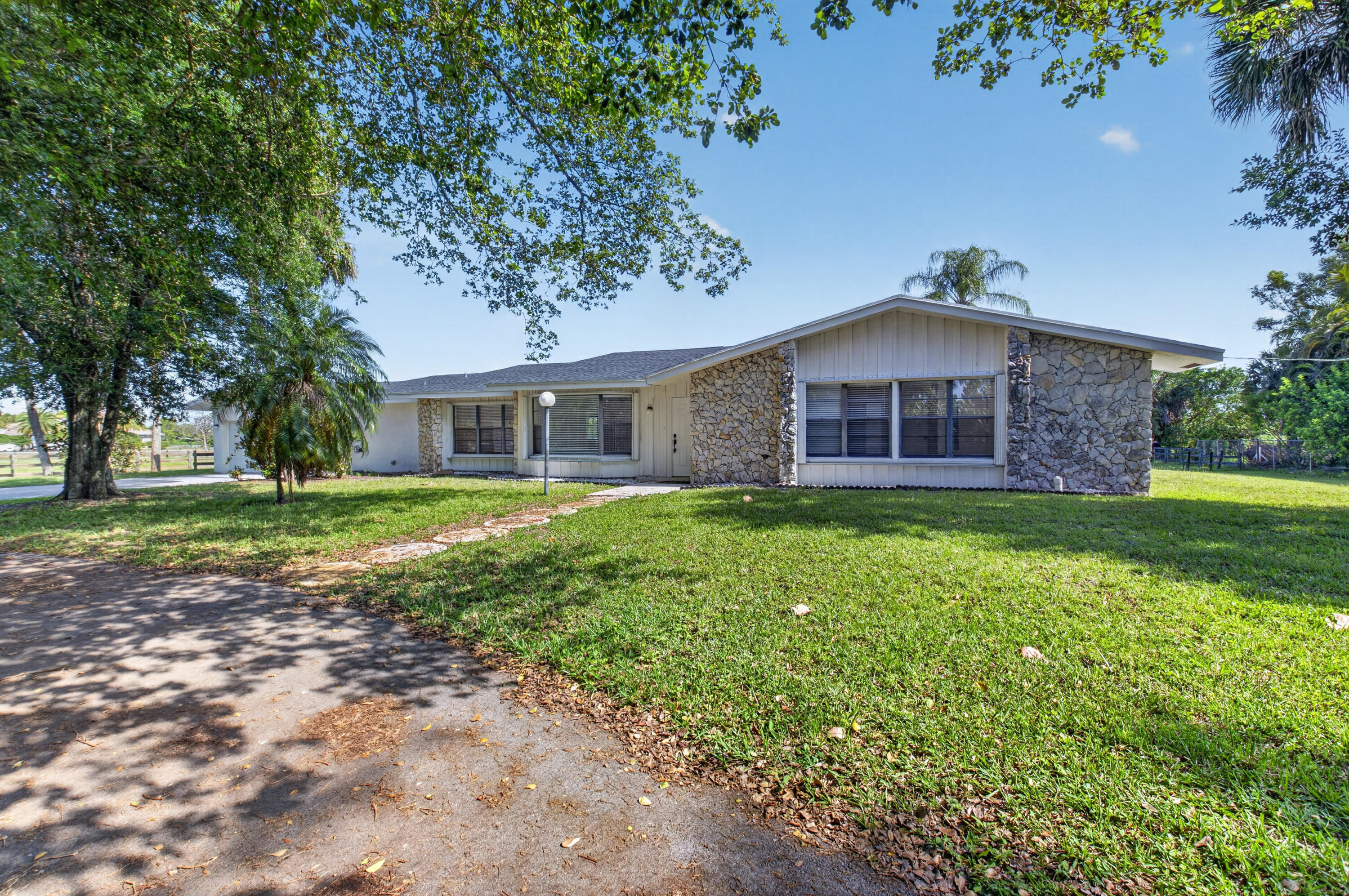 10157 La Reina Road, Delray Beach, FL 33446, Delray Beach