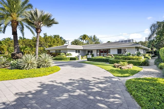1300 Cocoanut Road, Boca Raton, FL 33432