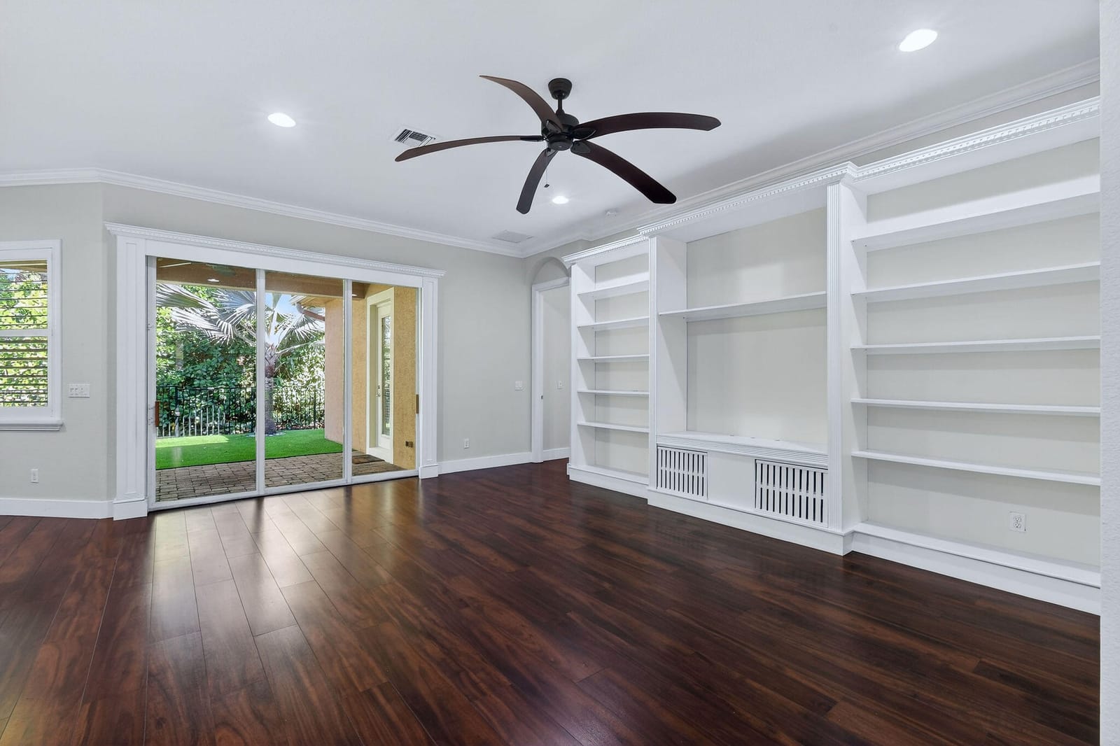 12077 Aviles Circle, Palm Beach Gardens, FL 33418 photo 11