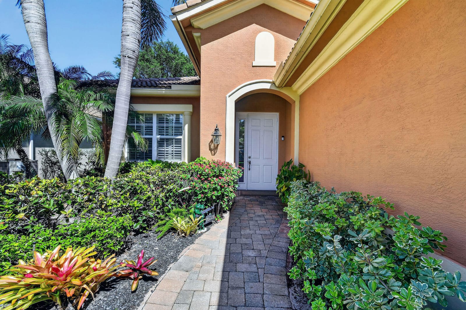 12077 Aviles Circle, Palm Beach Gardens, FL 33418 photo 3