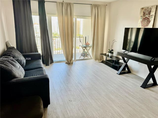300 Bayview Drive 1903, Sunny Isles Beach, FL 33160