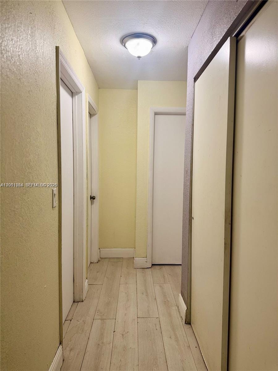 906 SW 74th Avenue — photo 8