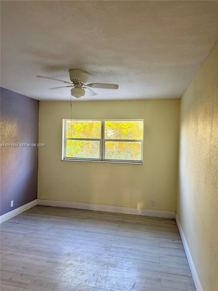 906 SW 74th Avenue — photo 9