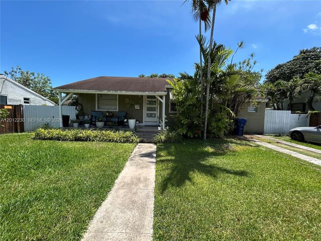 430 NE 110th Terrace, sold in Howmar Park, Miami, FL