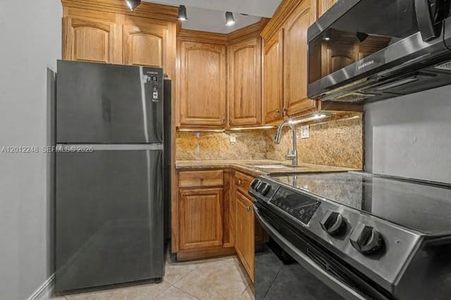 8609 SW 68th Court 22, sold in Monterey Gardens Of Pinec, Pinecrest, FL